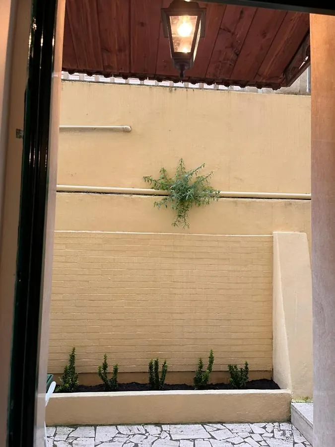 Loft Villa Blanc Roma 0*,  Italia
